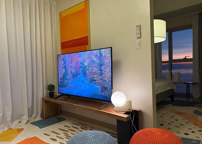 Luxurious 1 Bedroom Facing Bay Sunset Nearby Okada Moa Solaire Ayala Malls Apartamento